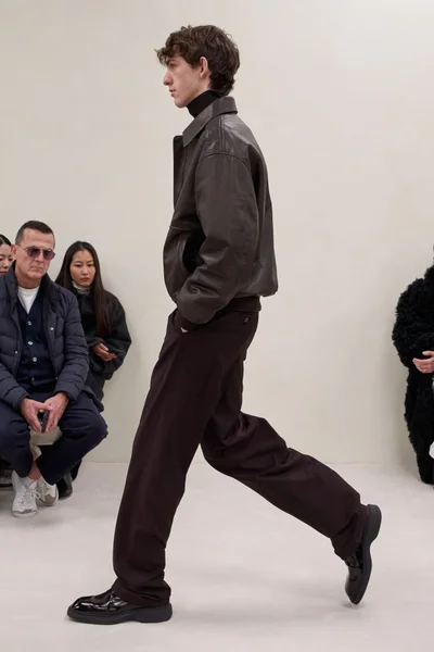Look 136